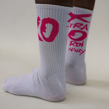 Socks white with pink xo print